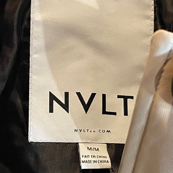 NWT NVLT Vegan Leather Trucker Jacket - Latte - Medium or XL - Picture 4 of 5
